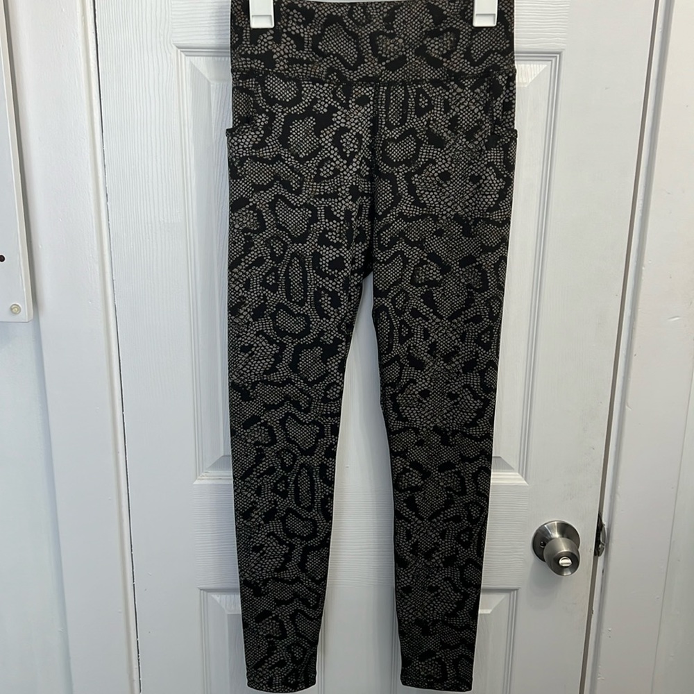Women’s Pop Fit Active Leggings
